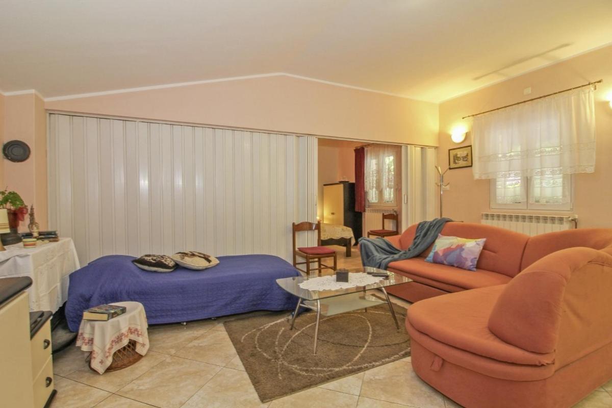 Dalibor In Jakacici - Haus Fuer 2-4 Personen Gracisce Exterior photo